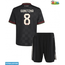 Bayern Munich Leon Goretzka #8 Tredjedraktsett Barn 2025-26 Kortermet (+ Korte bukser)